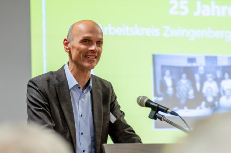 Dr. Holger Habich